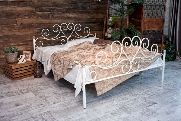 Кованая кровать Кармен с 2 спинками (Francesco Rossi)